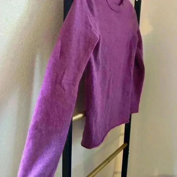 J Crew Divina 100% Cashmere Sweater • S - Picture 2 of 4